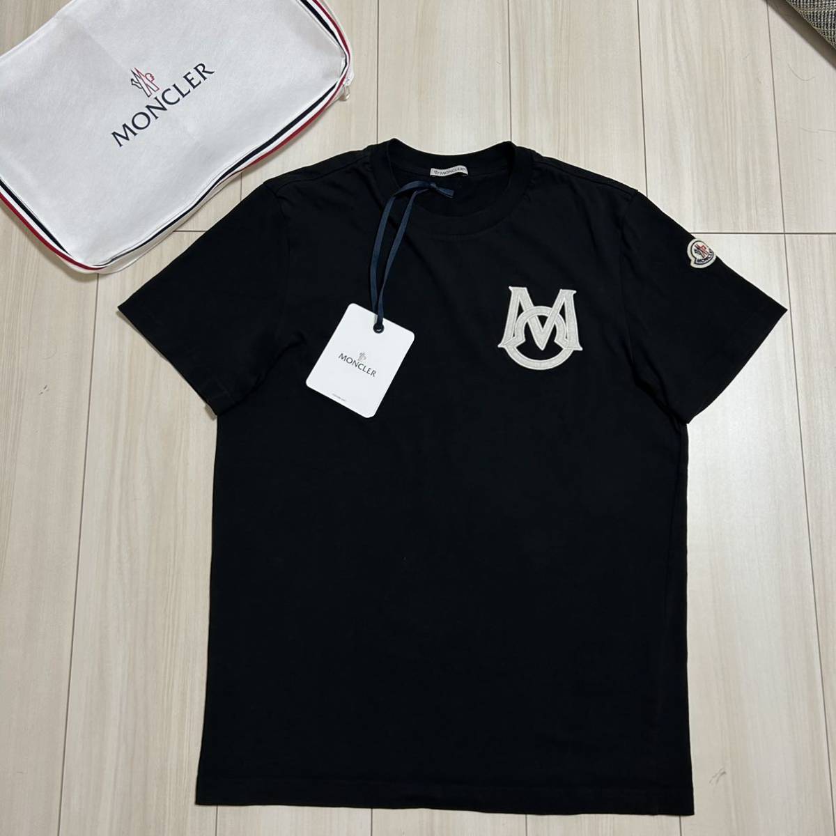 【新作】MONCLER モンクレール　ロゴワッペン　Tシャツ　M半袖Tシャツ