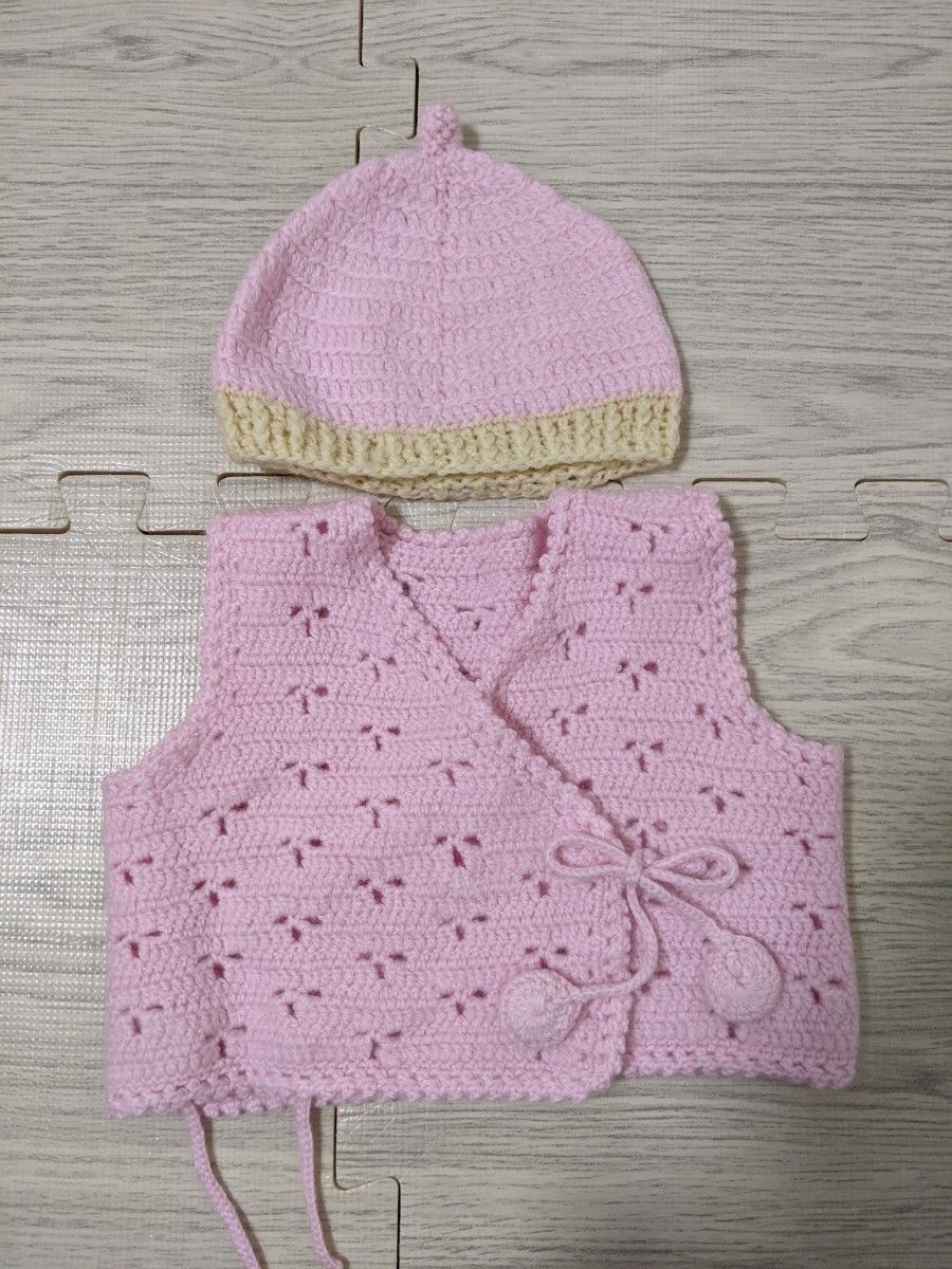 新品未使用》ミキハウス 新生児 ベスト&キャップ - その他