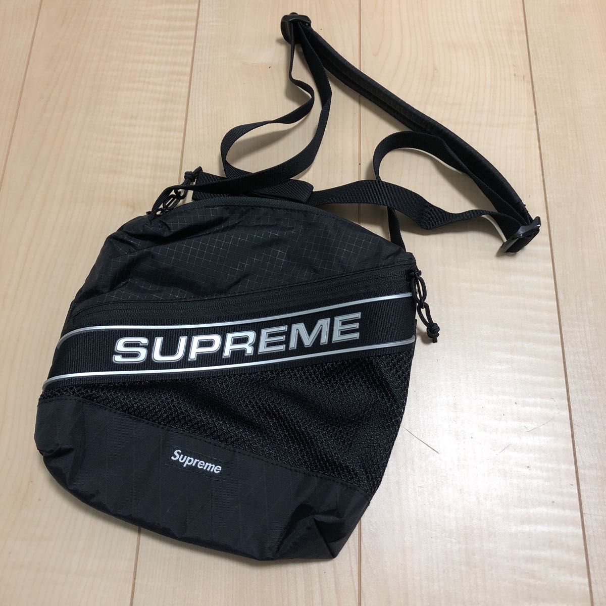 今年の新作から定番まで！ supreme 23aw ショルダーバッグ ブラック