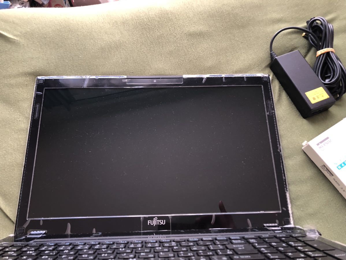 富士通 LIFEBOOK AH45/J アルマイトレッド Core i3 3110M 2.40Hz/M8GB/SSD480GB/BD/Windows 8 リカバリ済 ほぼ新品_画像5