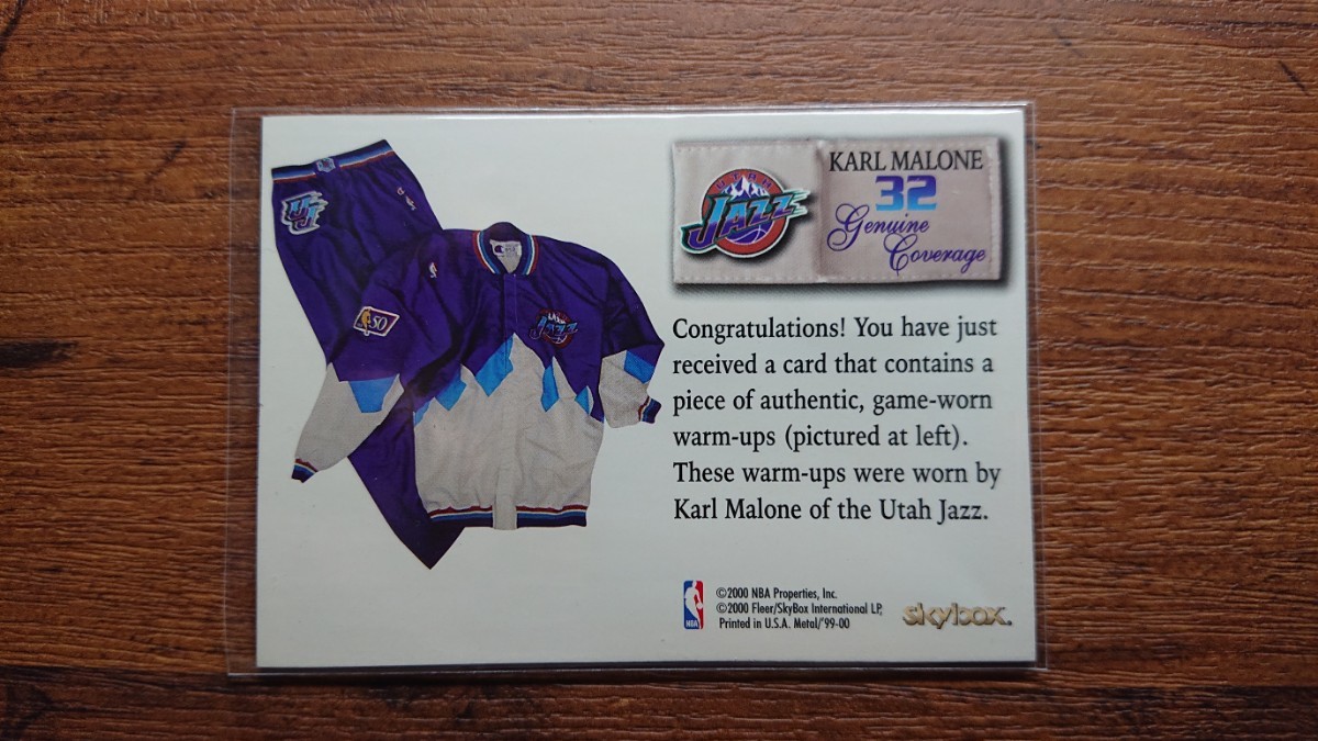 Karl Malone NBA 1999-00 Skybox Metal Genuine Coverage Warm Up ウォームアップ ジャージ カード カール マローン Utah Jazz ユタ ジャズ_画像2