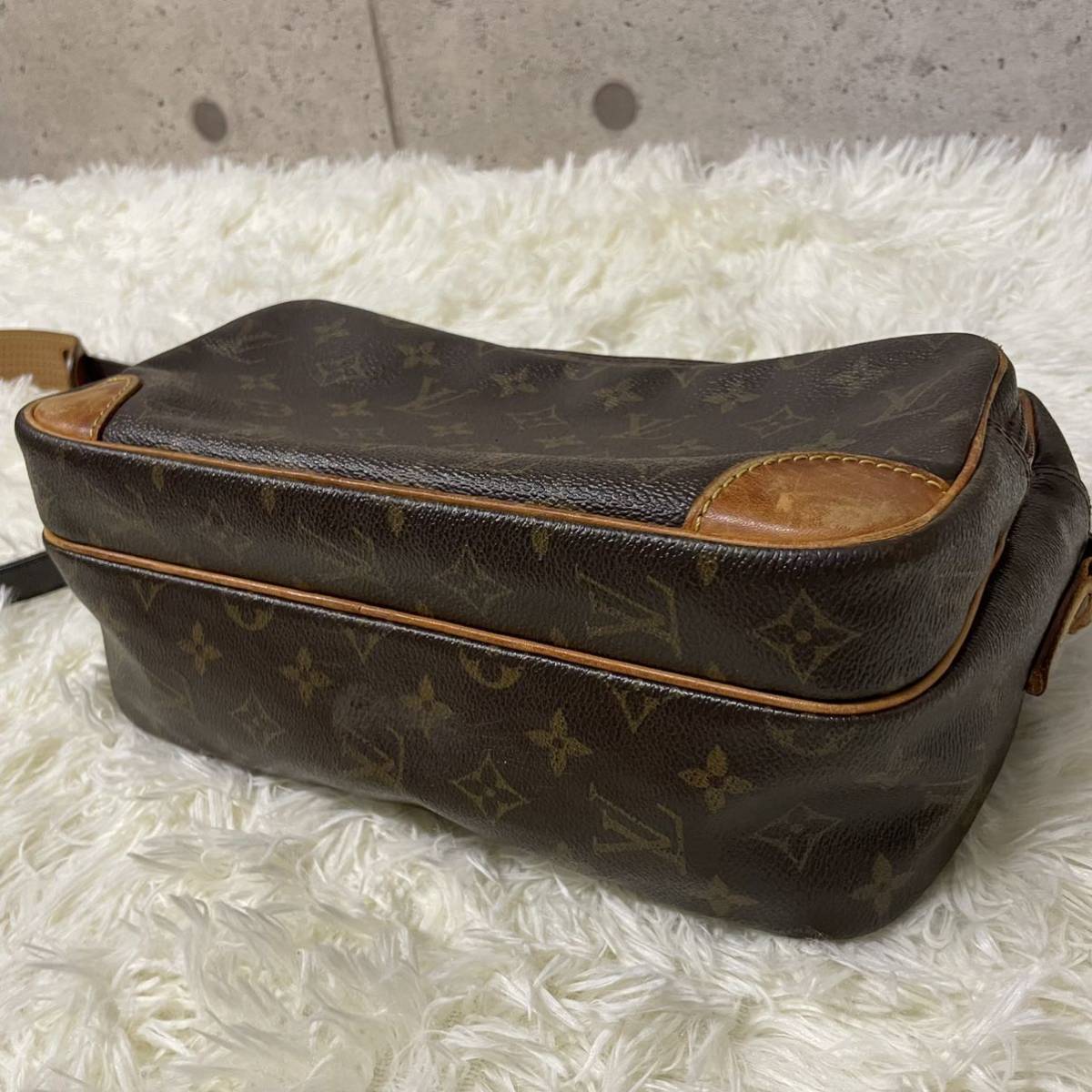 ①【美品・ベタなし！】LOUIS VUITTON ルイヴィトン ナイル ショルダー