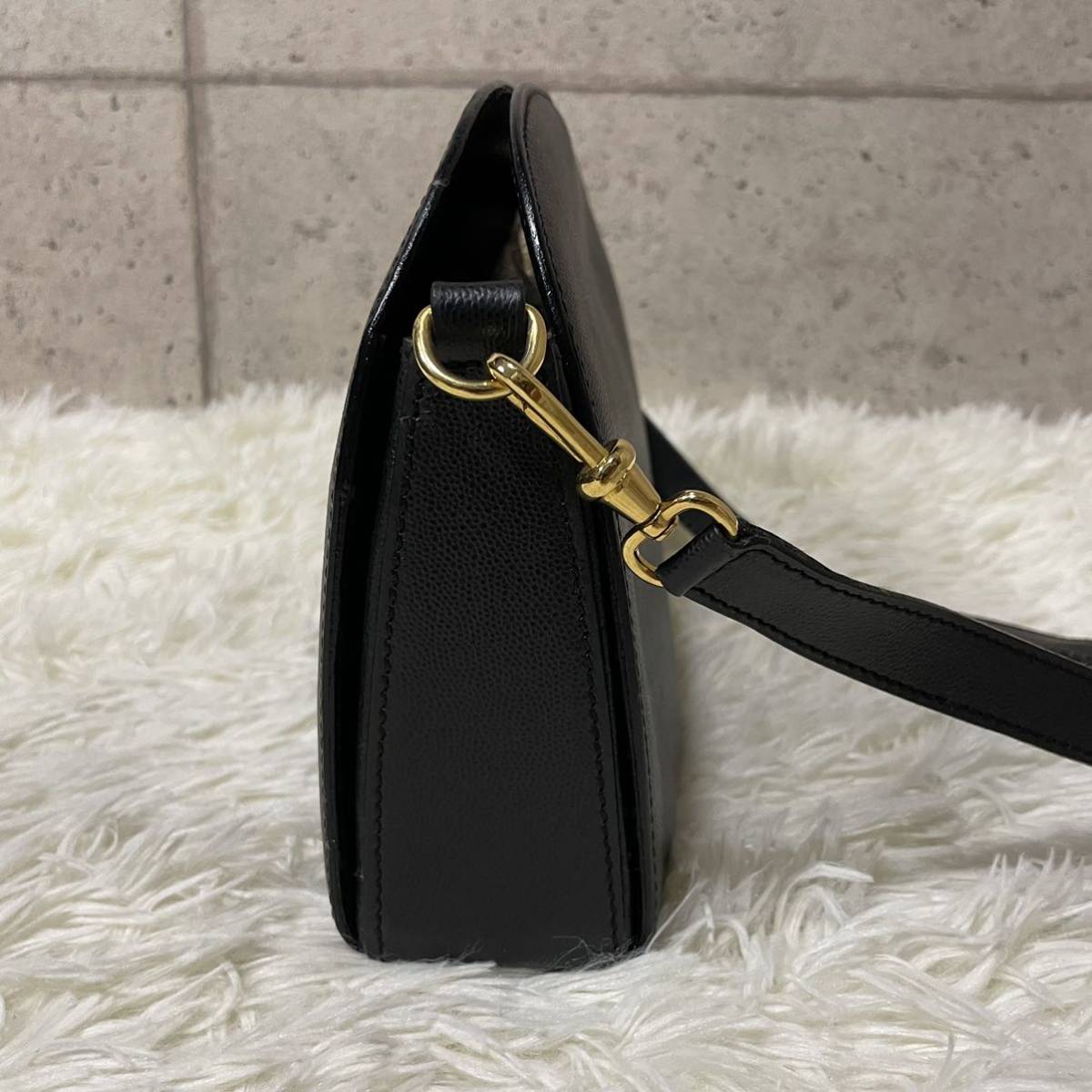 ①【極美品・希少】CELINE キャビアスキン ガンチーニ ショルダー