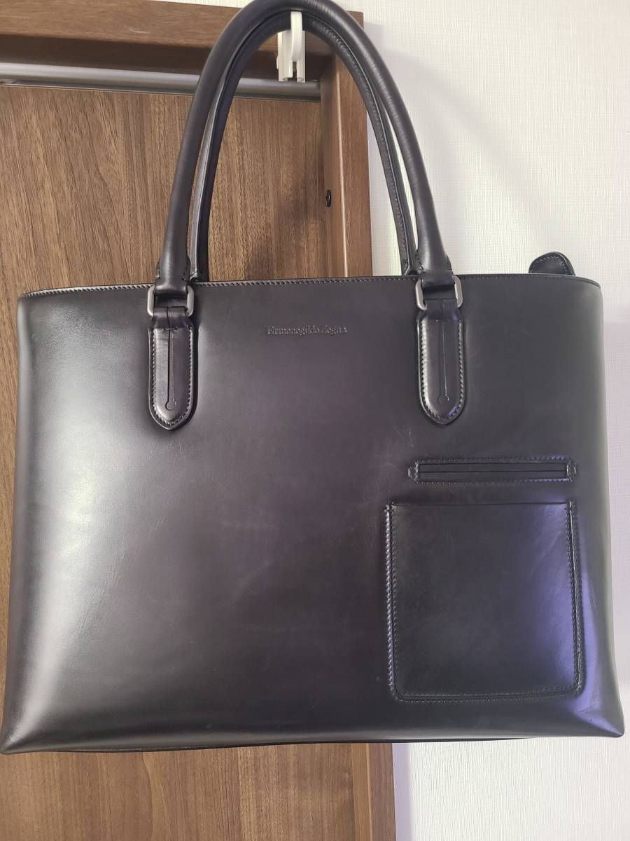 返品送料無料】 【未使用品】定価約26万円 黒色 トートバッグ Zegna