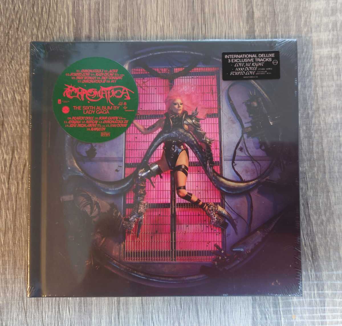 未開封★Ladygaga★Chromatica deluxe version★レディー・ガガ★クロマティカデラックスバージョン★輸入盤★送料無料_画像1