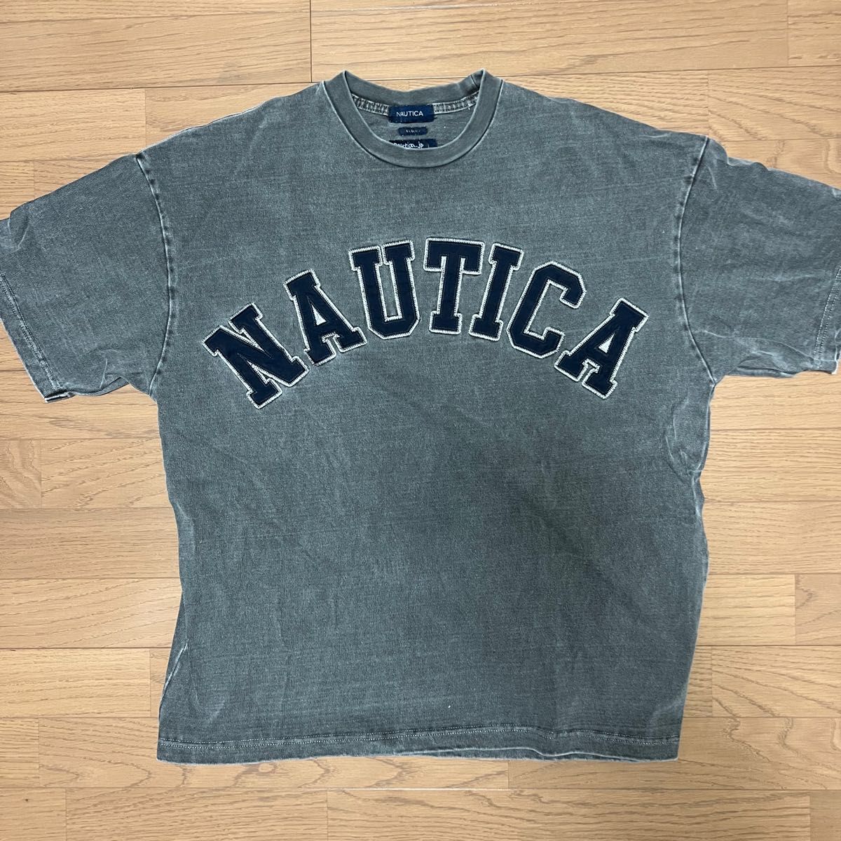 【NAUTICA】NAUTICA Logo Tee チャコールグレー “TOO HEAVY” Mサイズ 半袖Tシャツ