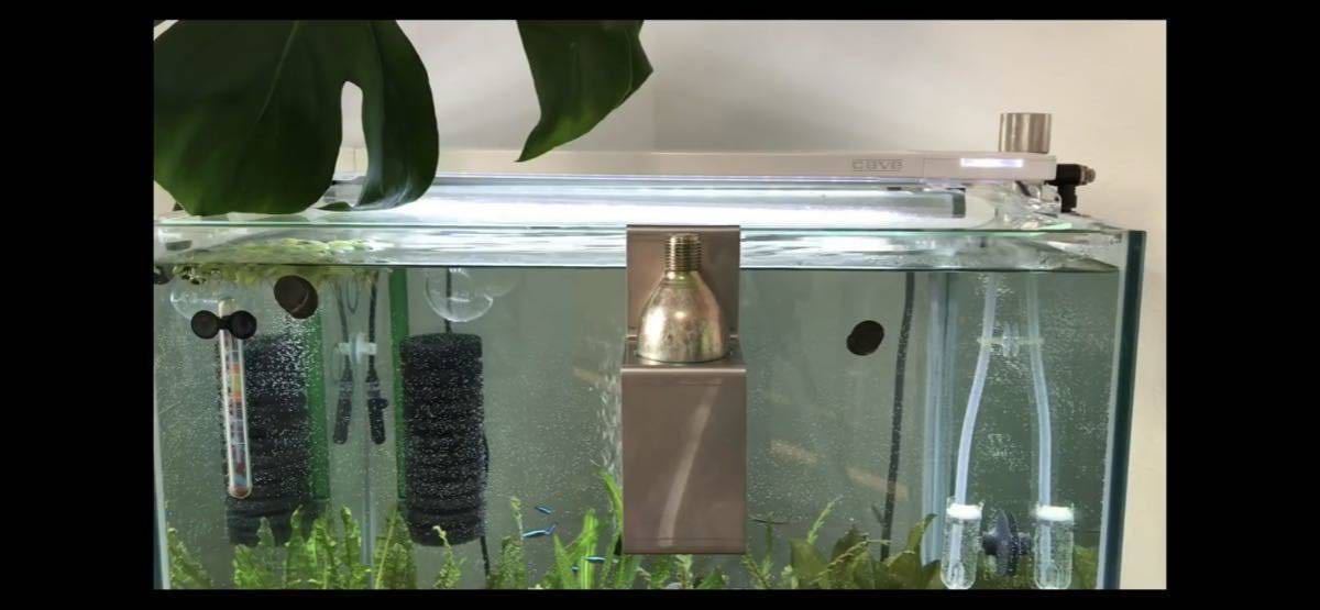 水槽外掛け用CO2ボンベスタンド　ステンレス製　アクアリウム　水草　
