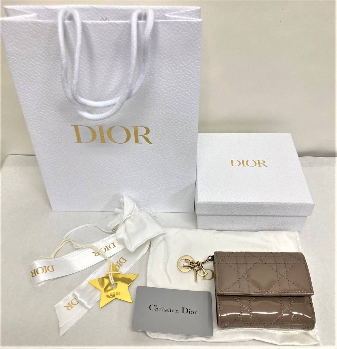 訳あり未使用　ディオール　LADY DIOR ロータスウォレット_画像5