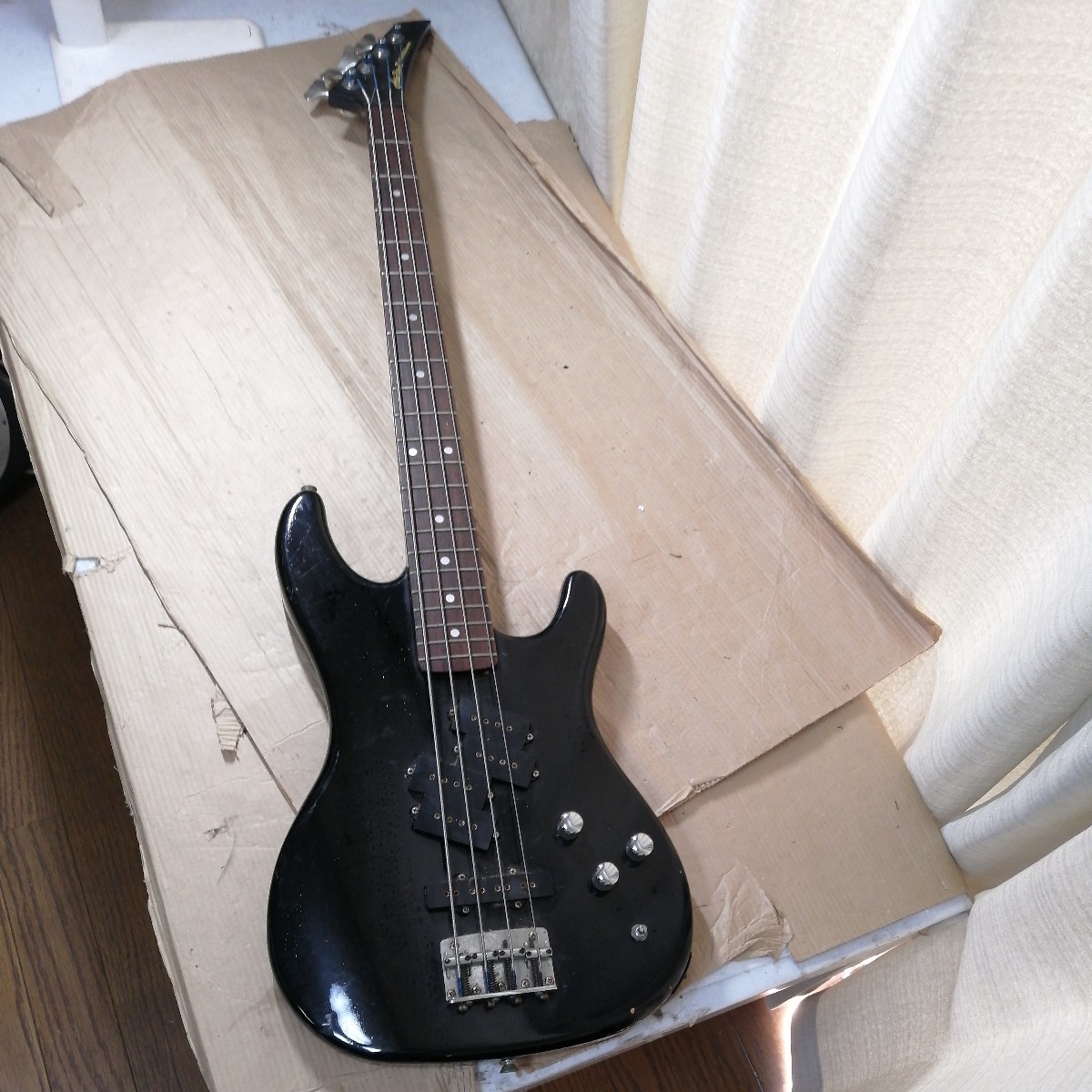 通電確認済 Aria proⅡ アリアプロ2 diamond series ダイアモンド シリーズ エレキベース electric bass guitar ジャンク品　102208w_画像1