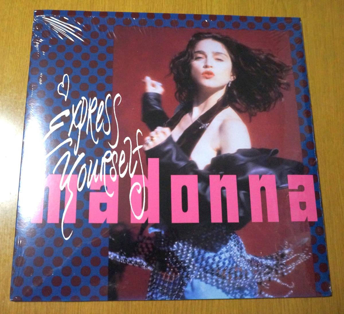 【12inch Single】　MADONNA / EXPRESS YOURSELF　（輸入盤）_画像1