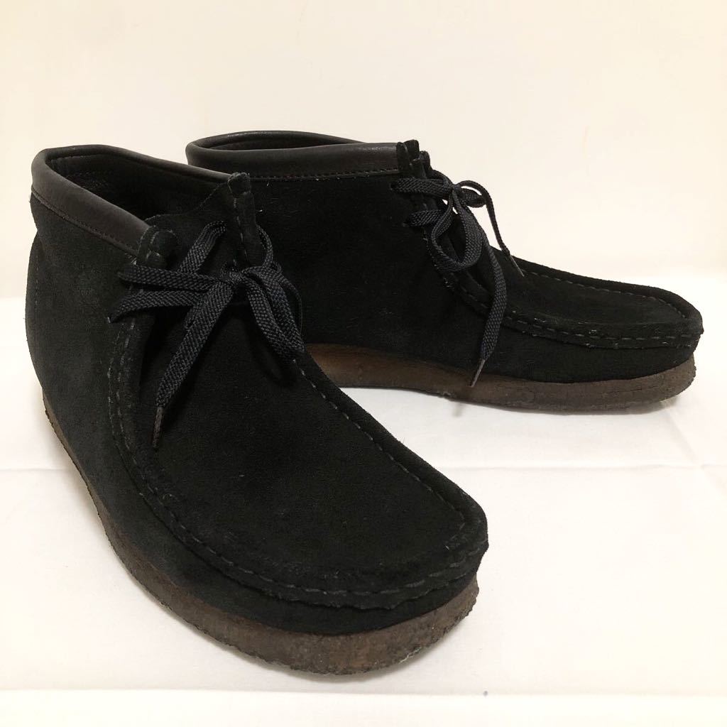 和51★① Clarks Wallabees クラークス ワラビー チャッカブーツ スエードレザー シューズ US8.5 約26.5 メンズ ブラック_画像2