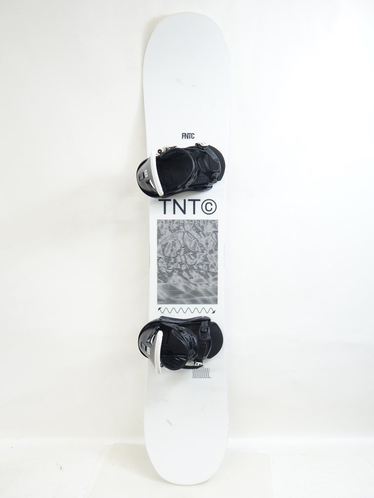 先行販売商品 FNTC TNT-R 22-23 150センチ black/white - スノーボード