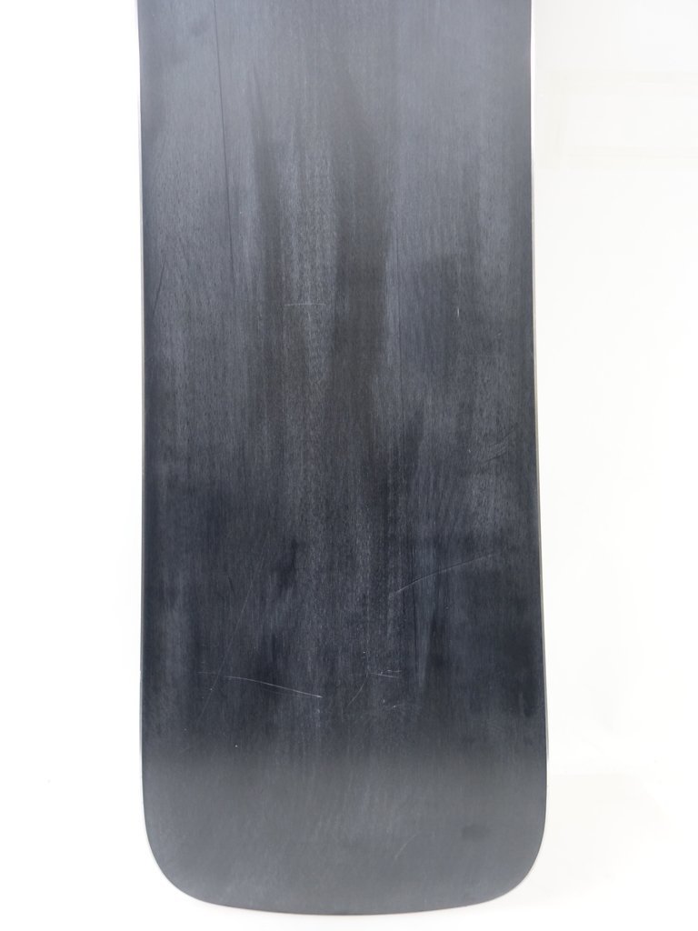 Sản phẩm 中古 人気ハンマーヘッド 17/18 GRAY DESPERADO Ti Ⅲ 157cm