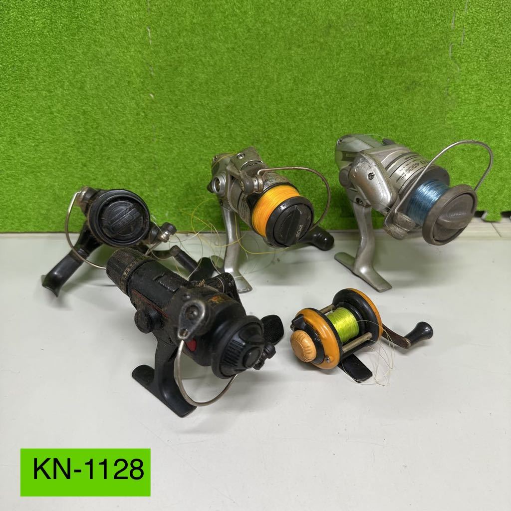 KN-1128 激安 釣りパーツ リール 5点まとめ売り SHIMANO APERTO 4000 RD-500 RYOBI CYNOS XS1000 DAIWA ST-700M シマノ ダイワ 現状品_画像1