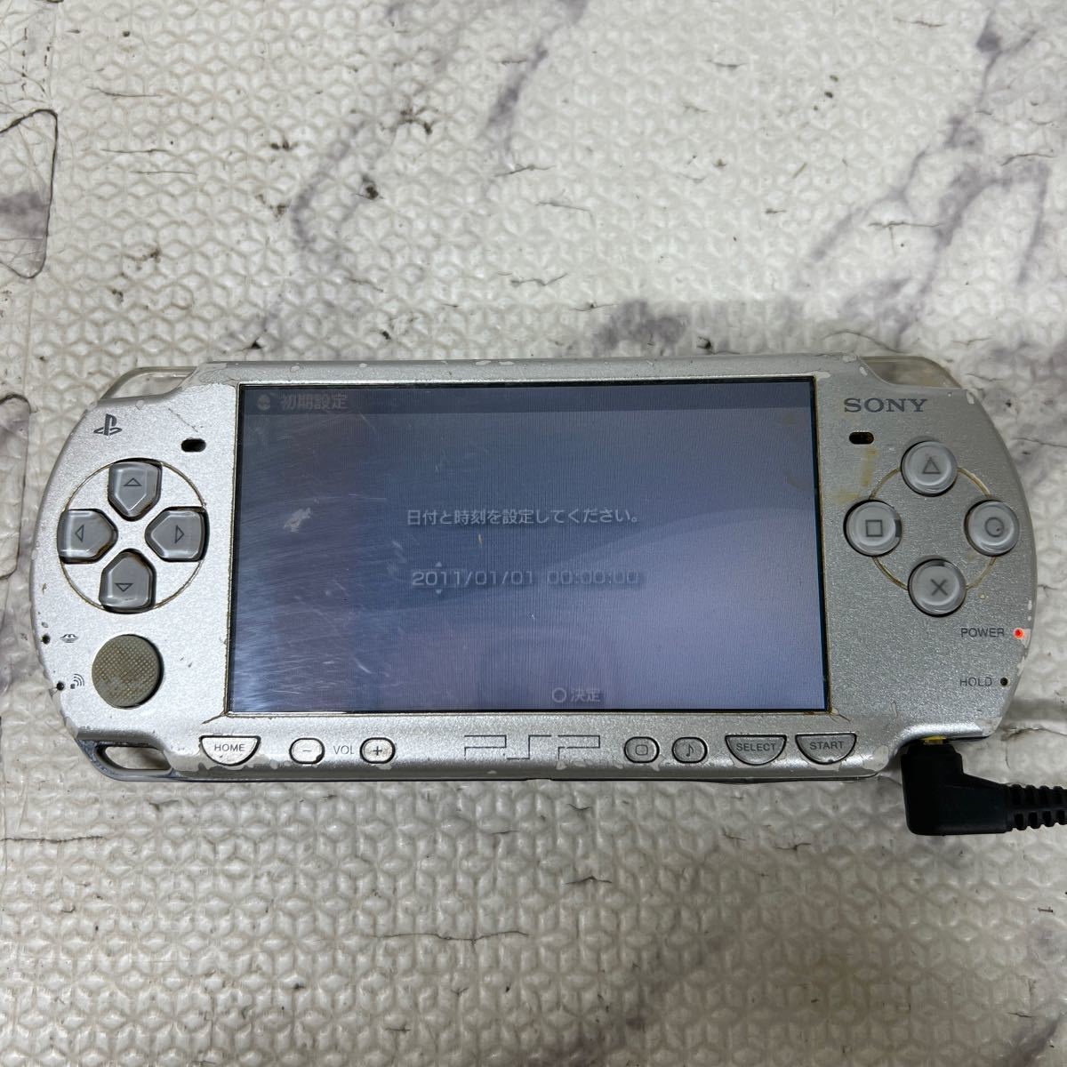 MYG-447 激安 ゲー厶機 PSP 本体 SONY PSP-1000 PSP-2000 起動OK 動作未確認 4点 まとめ売り ジャンク 同梱不可_画像4