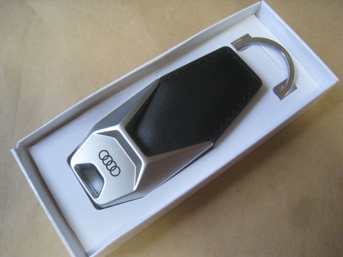 [ новый товар ] Audi оригинальный кожа кольцо для ключей 4Rings*6/1~6/8 до за границей командировка поэтому отправка не возможно..