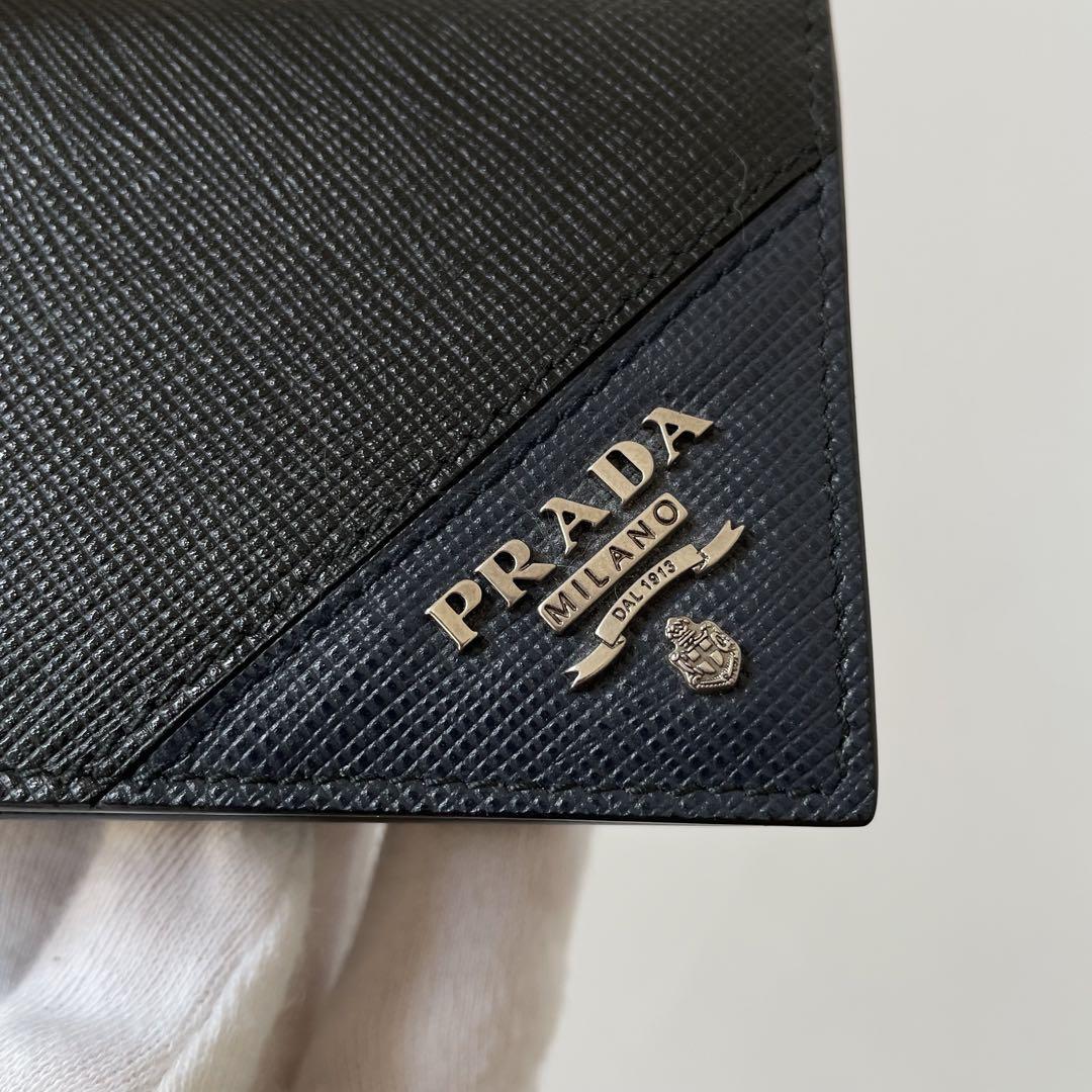 未使用・付属品完備】PRADA プラダ 名刺入れ カードケース 定期入れ