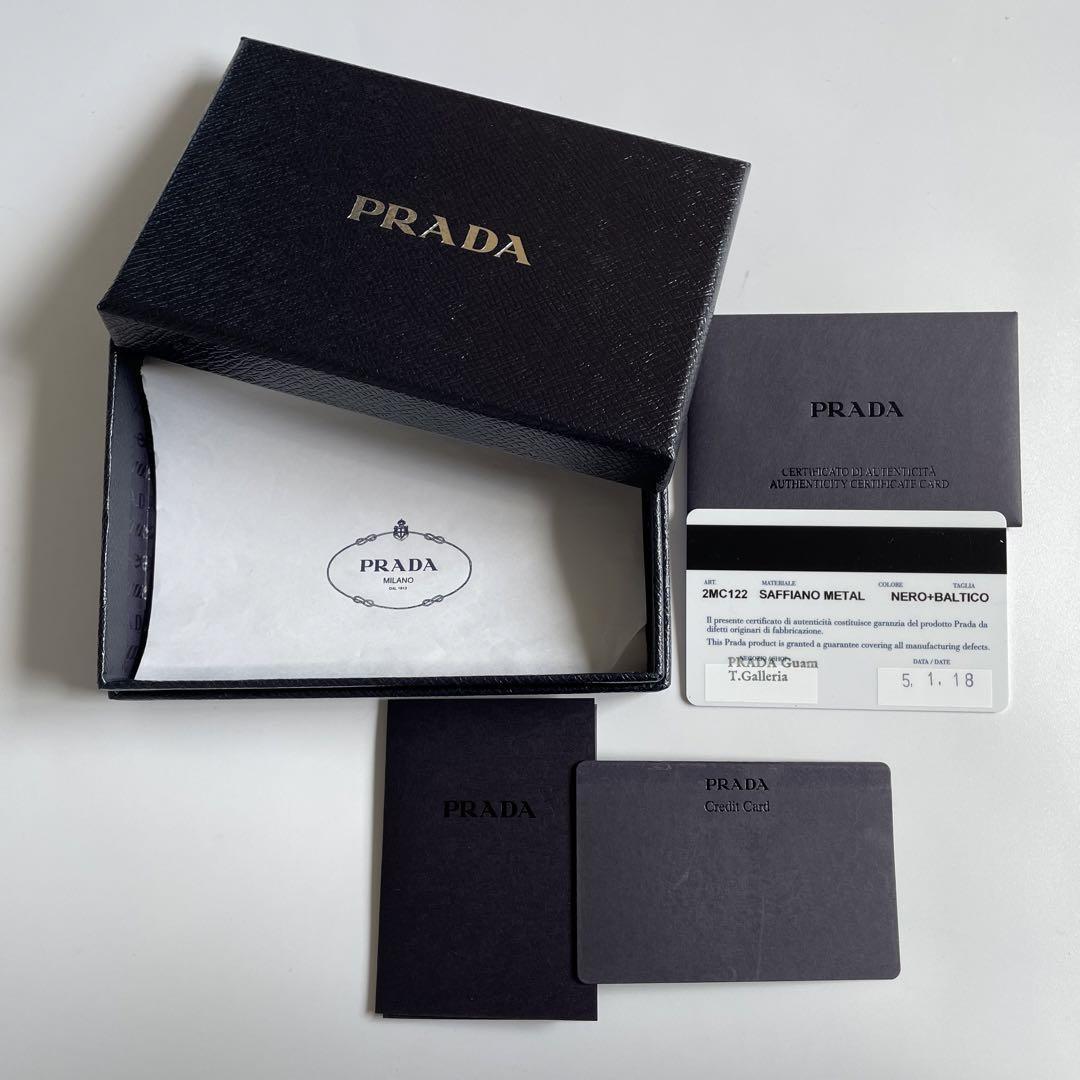 未使用・付属品完備】PRADA プラダ 名刺入れ カードケース 定期入れ