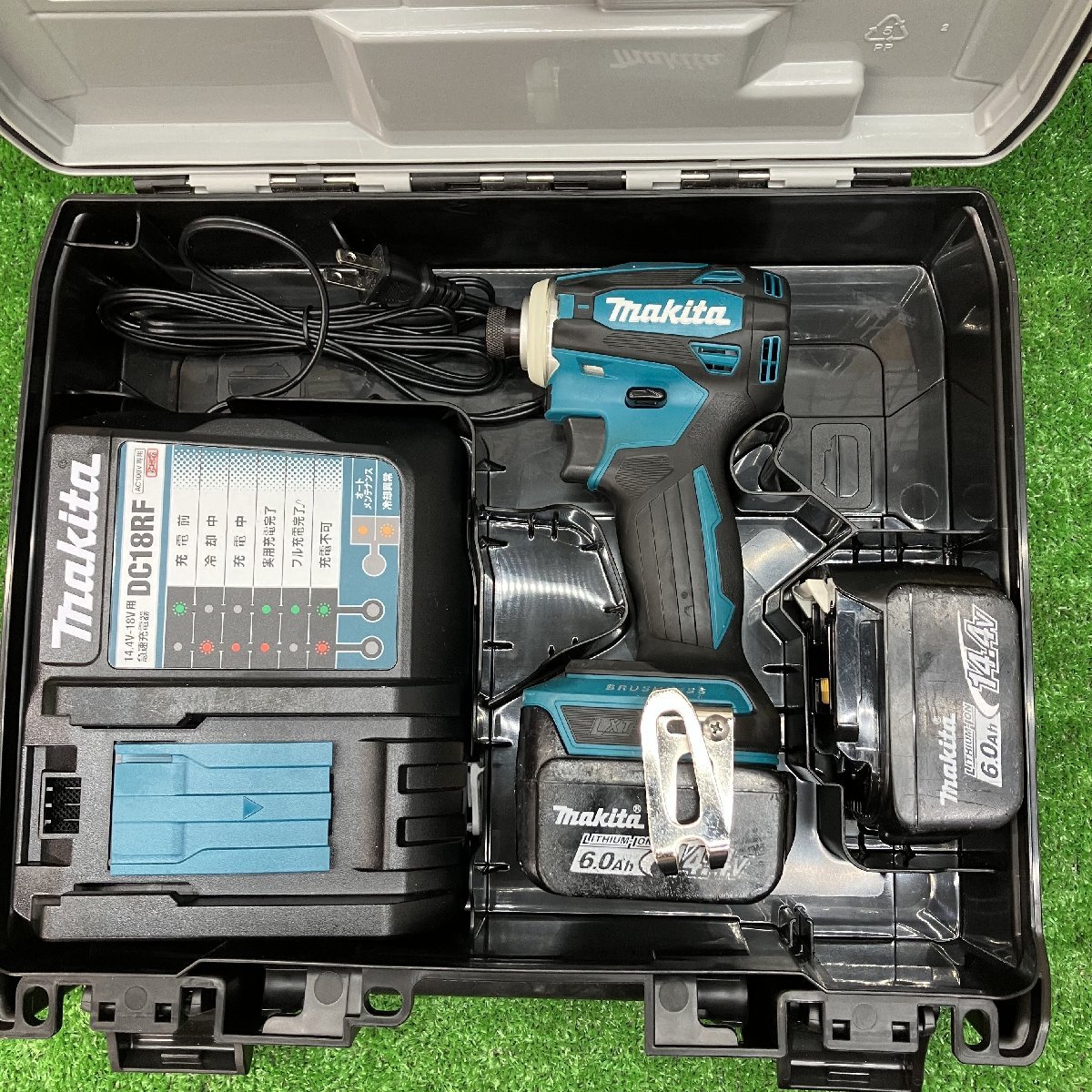 美品】☆マキタ(makita) コードレスインパクトドライバー TD162DRGX
