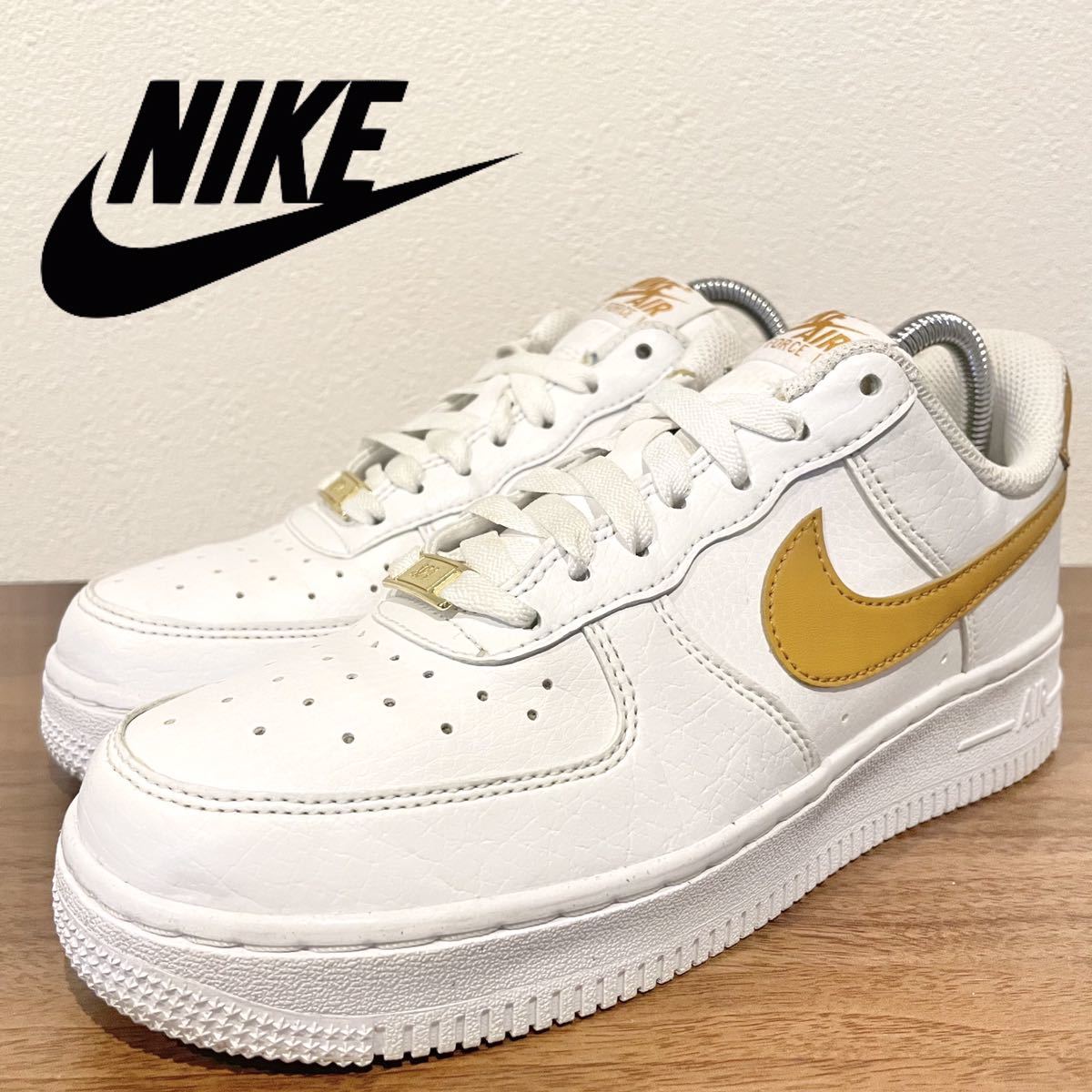 NIKE WMNS AIR FORCE 1 07 ナイキ エア フォース ワン ホワイト