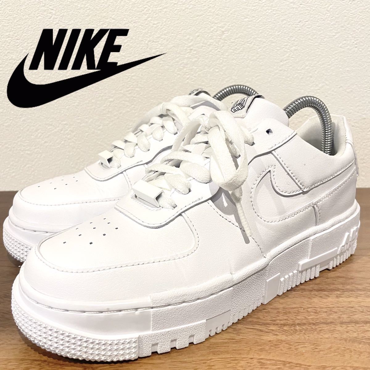 NIKE WMNS AIR FORCE 1 PIXEL ナイキ エア フォース ワン ピクセル ホワイト レディース ローカットスニーカー カジュアル 23.5cm 美品