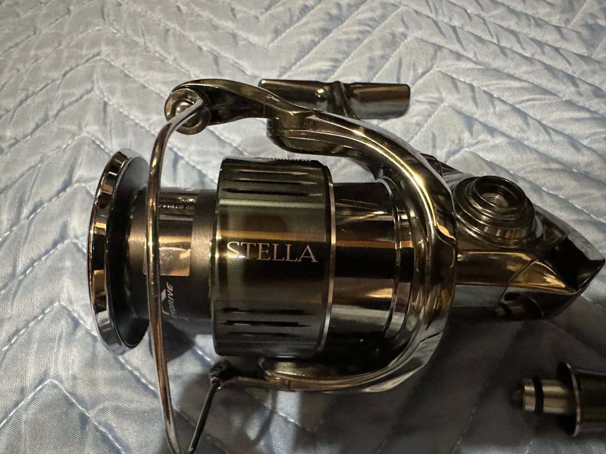 ☆シマノ SHIMANO ２２ ステラ Ｃ５０００ＸＧ スピニングリール 美品