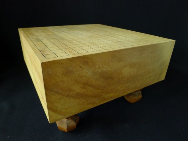 W154 天然木製 足付囲碁盤 41.5×45cm 重さ14kg へそ付 碁盤 囲碁道具/140