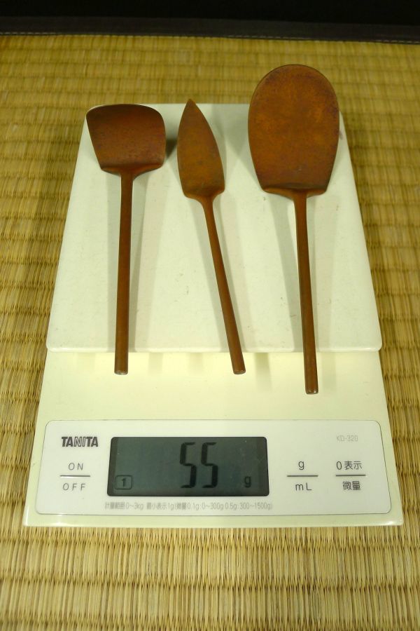 W097 銅製 三本組煮色灰匙 重さ55ｇ 風炉用 茶道具 炭道具 化粧箱/60