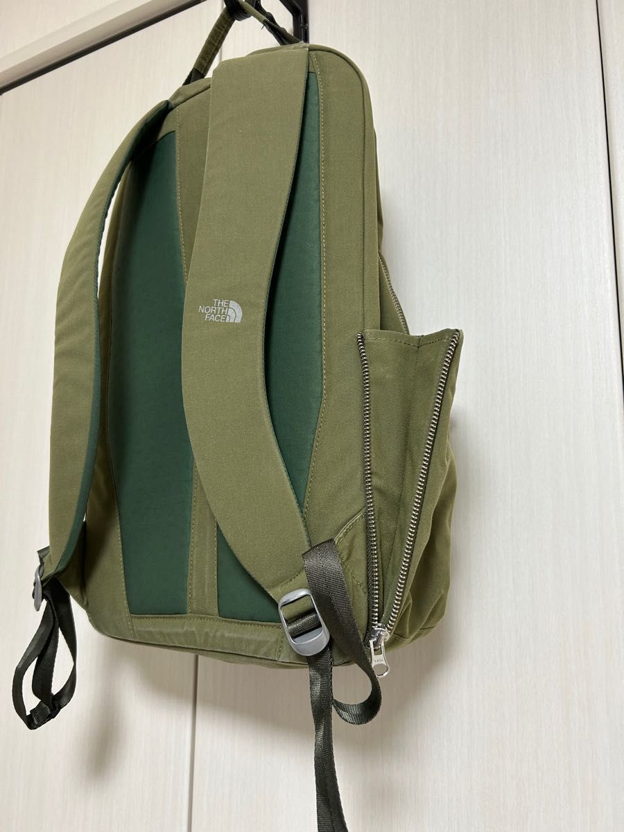 THE NORTH FACE  METRO DAYPACK SE リュック　グリーン