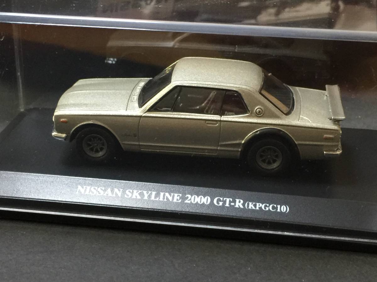都内で ミニカー ”伝説の源流 GT-R 2000 スカイライン 日産 乗用車