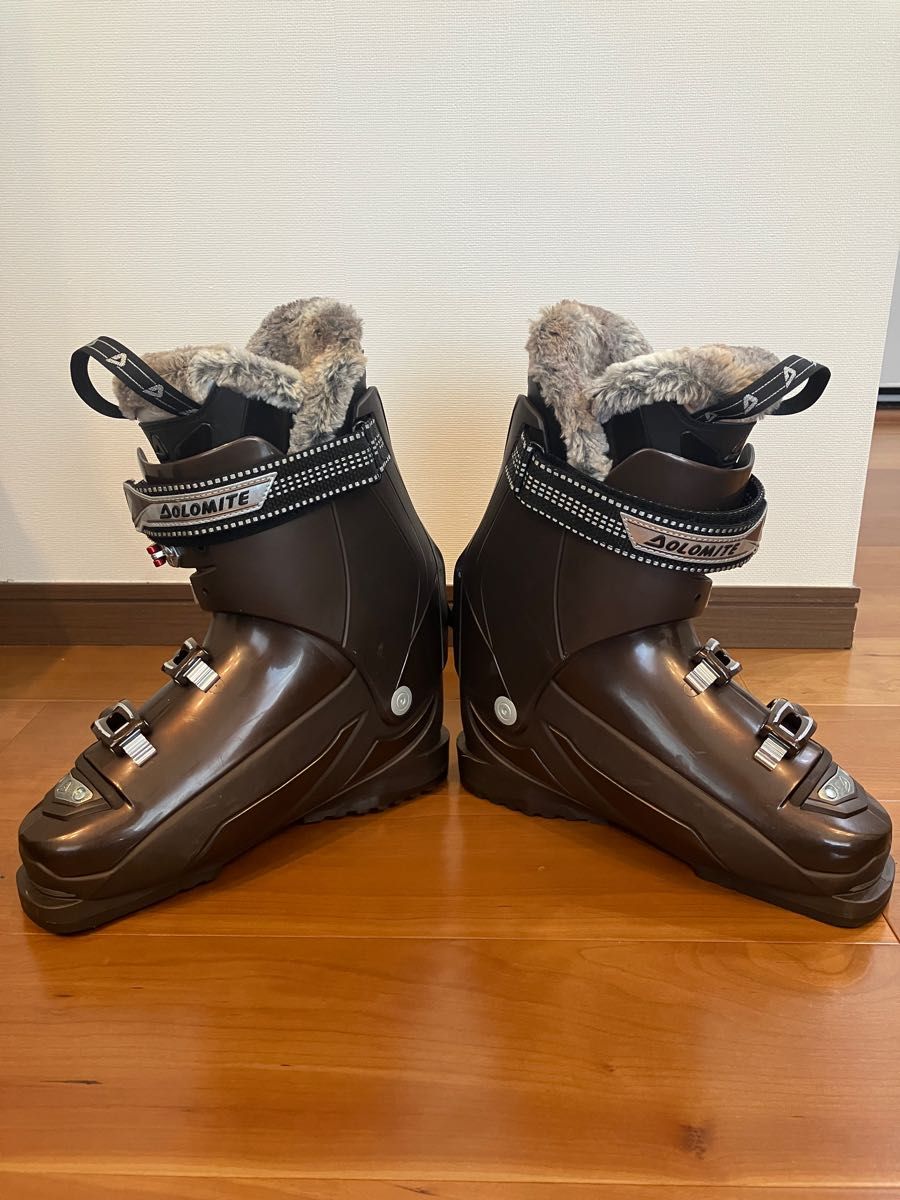 スキー ブーツ DOLOMITE DIVA 26 0-26 5 ミッドエントリー スキー ブーツ DOLOMITE DIVA 26 0-26 5 ミッドエントリー