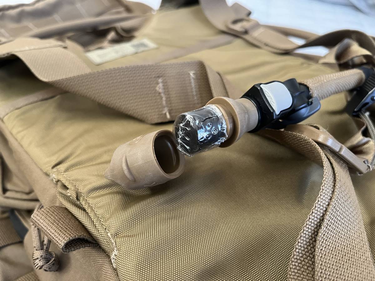 新品未使用USMC FILBE ハイドレーションCAMELBAK-其他–日本Yahoo!拍賣
