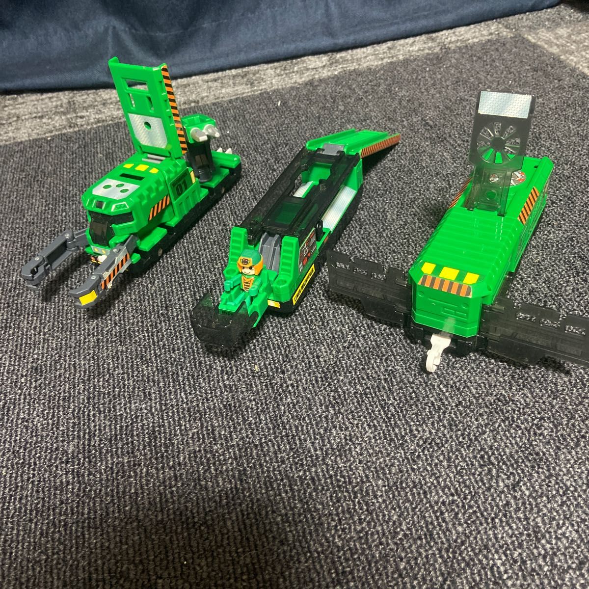 絶版品 欠品あり プラレール ハイパーガーディアン メカドックライナー