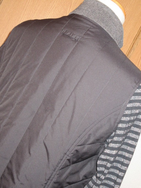 D)# brand goods # Rena un[CHARGE]# table reverse side middle cotton plant / poly- 100%# gray & black quilt. unusual material collaboration convenience with pocket!# down vest JK#