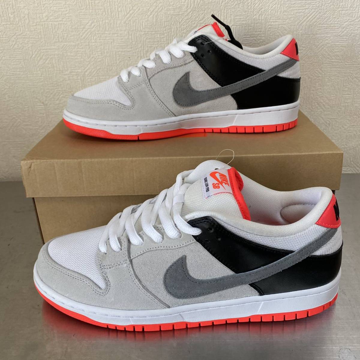 未使用 NIKE SB DUNK LOW INFRARED ナイキ エスビー ダンク ロー インフラレッド