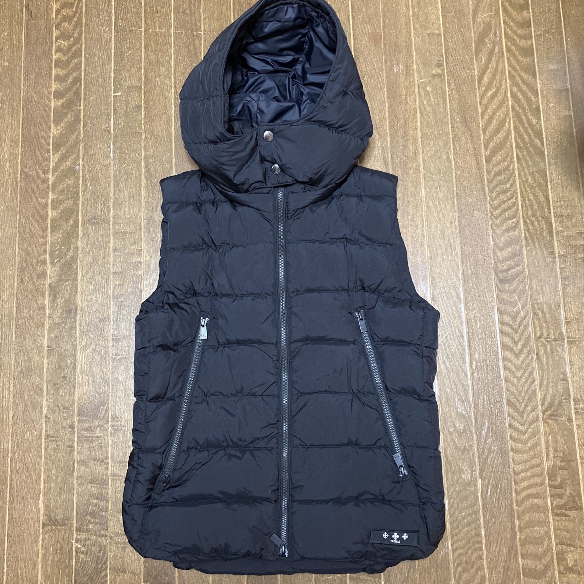最高級 数回の利用 タトラス 01 CURONE 18A4378 MTA M S ダウン ベスト ブラック 黒 44 1 Sサイズ 最高級 数回の利用 タトラス 01 CURONE 18A4378 MTA M S ダウン ベスト ブラック 黒 44 1 Sサイズ