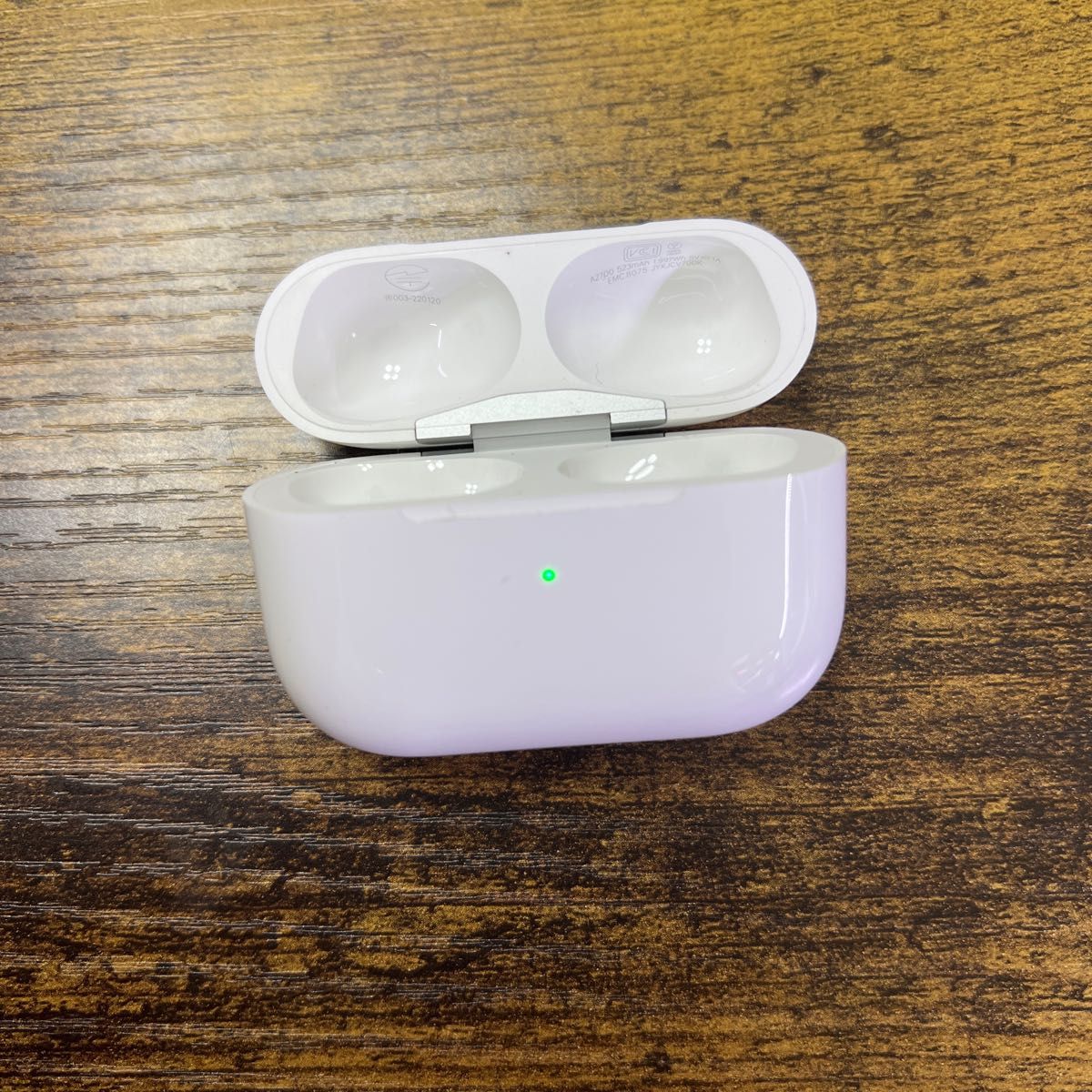 Apple AirPods  Pro 第２世代　充電ケース エアーポッズ 充電器 アップルエアーポッズ Bluetooth