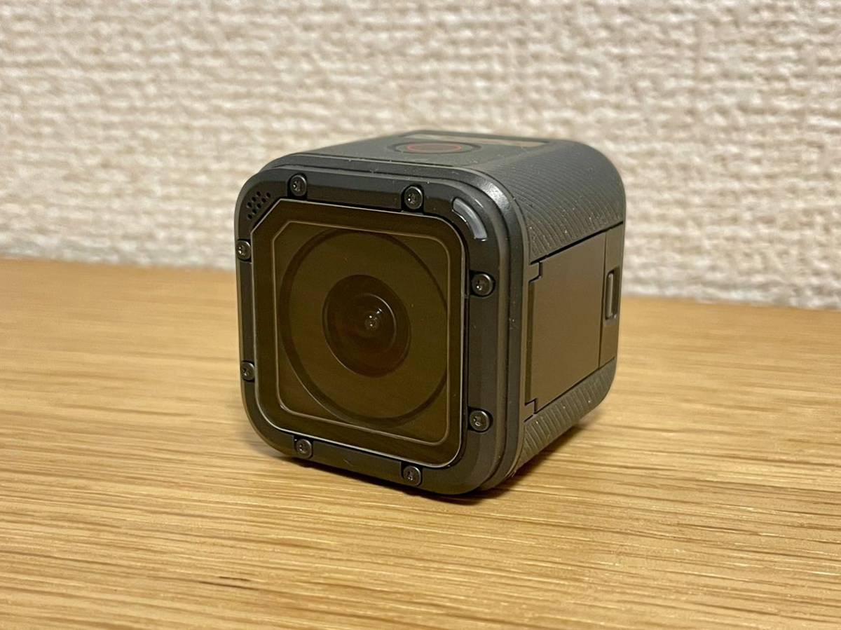 品□『GoPro HERO5 session CHDHS-501-JP』おまけ付き ウェアラブル