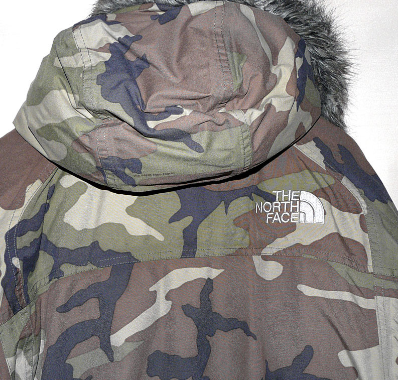 THE NORTH FACE マクマードパーカー ダウンジャケット 迷彩柄 THE NORTH FACE マクマードパーカー ダウンジャケット 迷彩柄