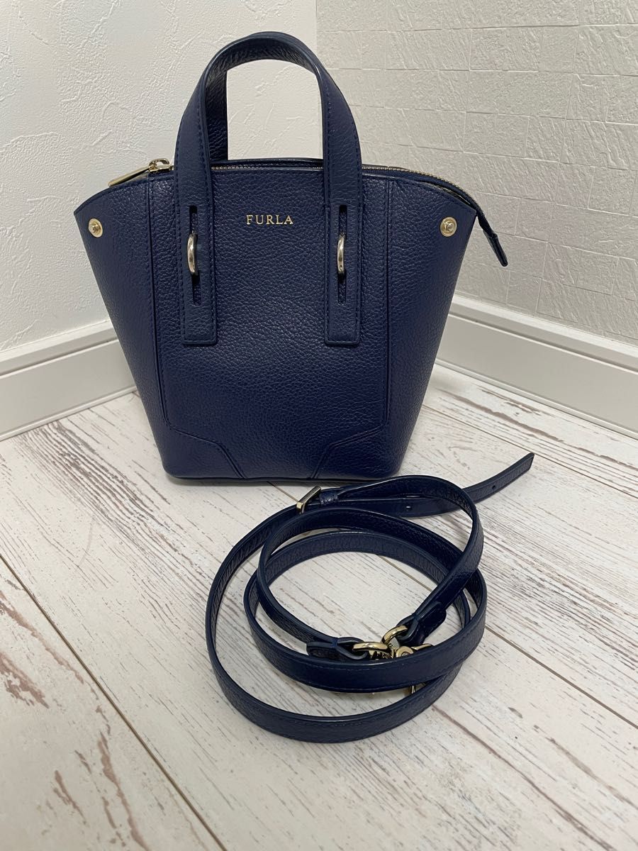 フルラ 2way ショルダーバッグ ハンドバッグ ネイビー|PayPayフリマ