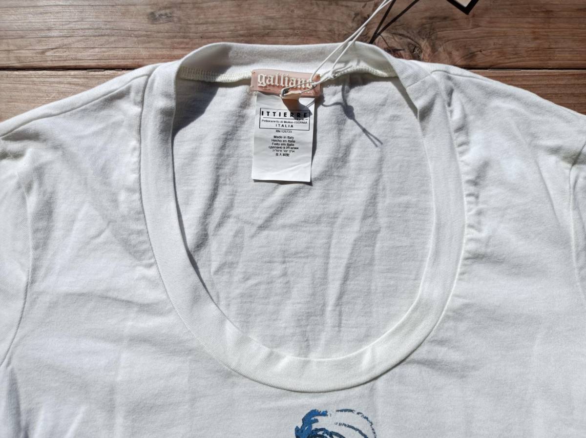 送料無料 未使用タグ付 John Galliano ジョンガリアーノ Tシャツ 送料無料 未使用タグ付 John Galliano ジョンガリアーノ Tシャツ