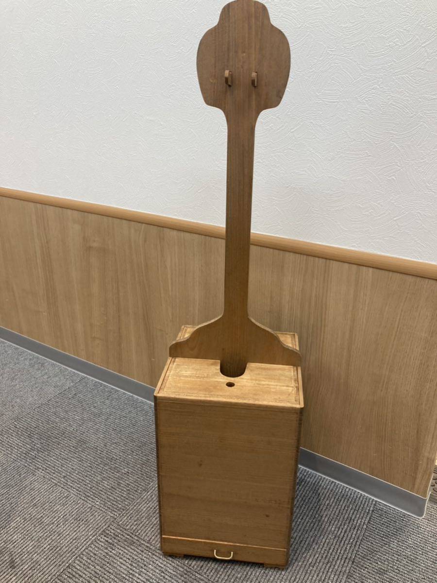 代購代標第一品牌-樂淘letao-縦置き型木製桐製三味線スタンドケース