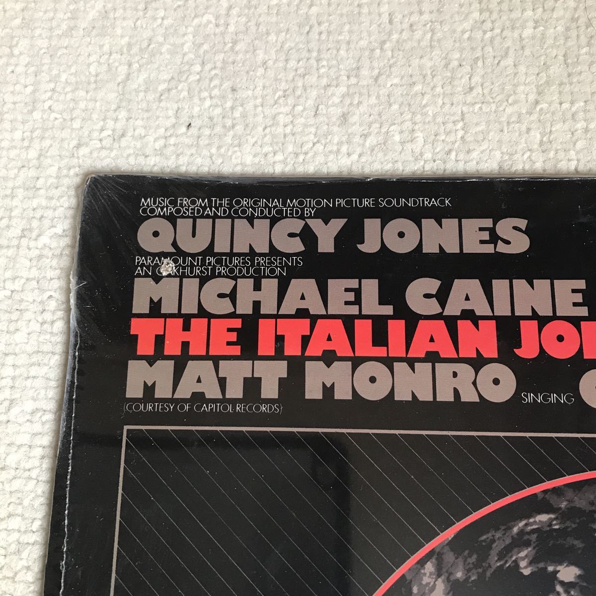 上品なスタイル The Italian 1969 シールド US Job アクション
