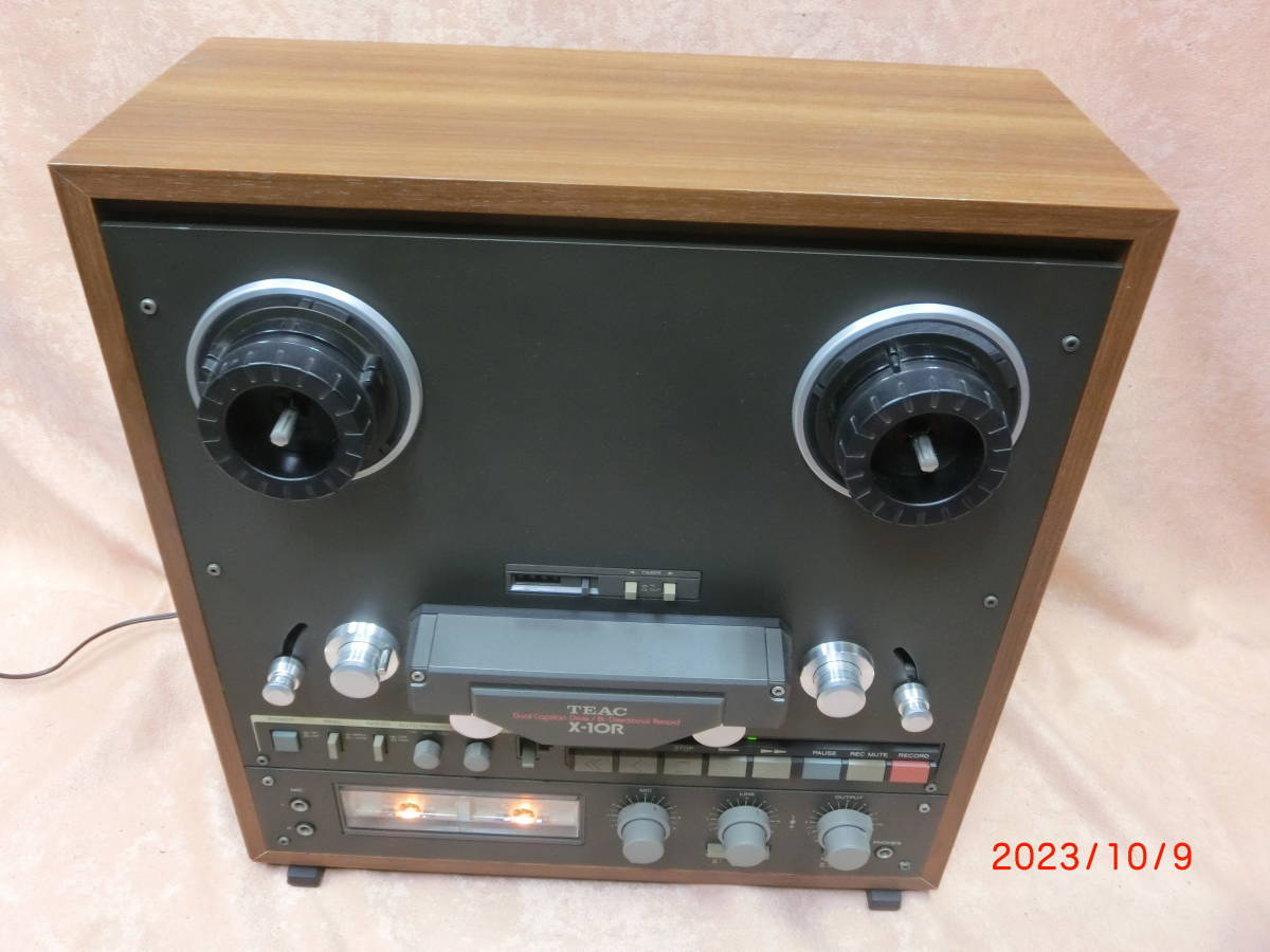 (中古品) オープンリールデッキ　TEAC (テアック) X-10R ウッドケース付き　（修理が必要品）_画像2