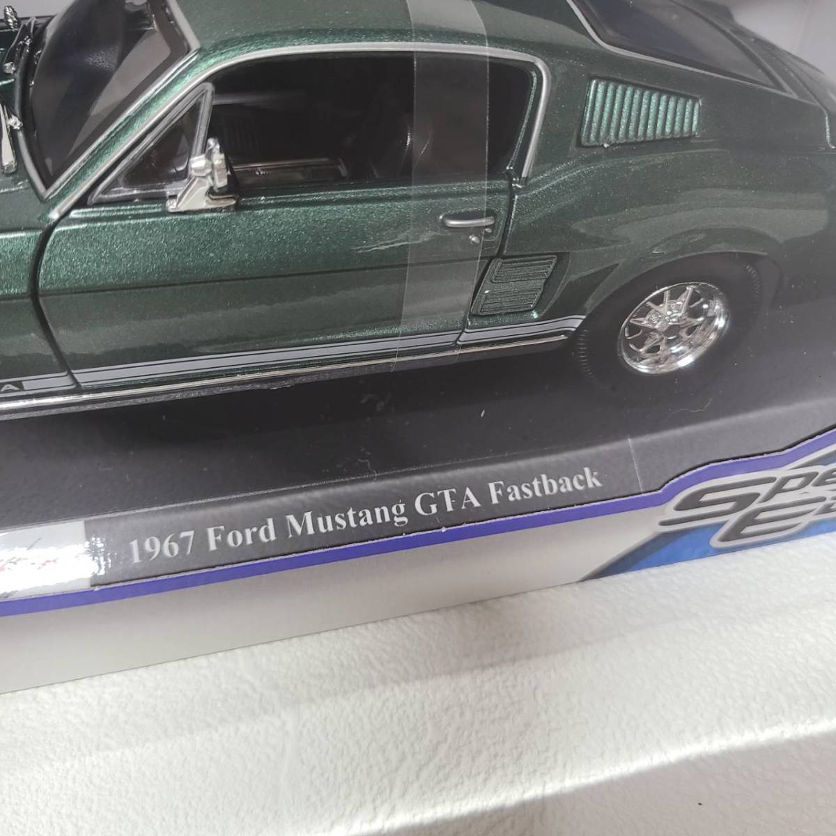 ◆◇即決 新品 1/18　マイスト Maisto　フォード マスタング GTA ファストバック 1967 　 Ford Mustang GTA FastBack 　ミニカー　◇◆_画像2