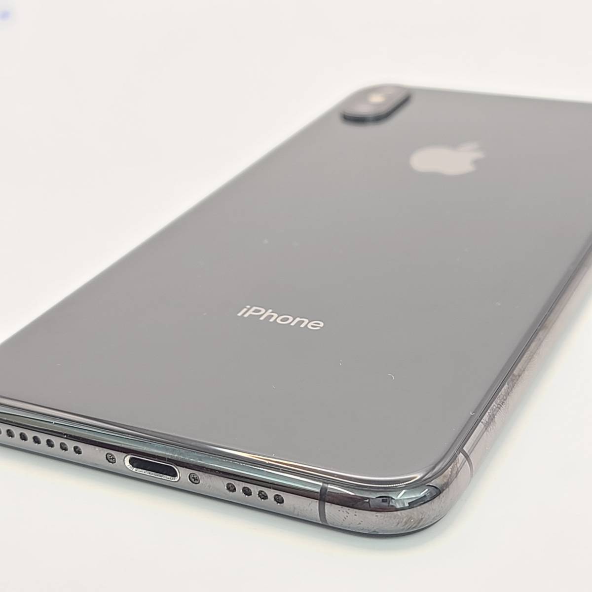 KT010442-G【爆速発送・土日発送可】iPhone Xs Max スペースグレイ 64GB バッテリー容量：100％ 即決 アイフォン【キャリア・SIMフリー】_画像6