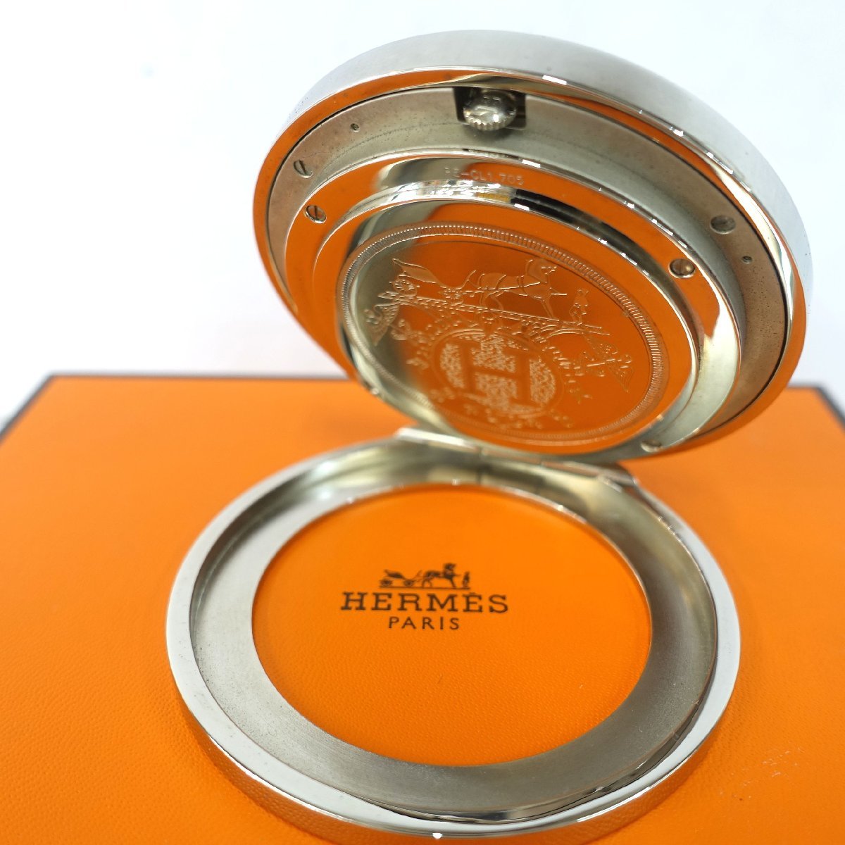 A151T【本物保証】 HERMES クリッパー リーベル CL1.705 置時計 稼働品 直径7.5cm_画像3