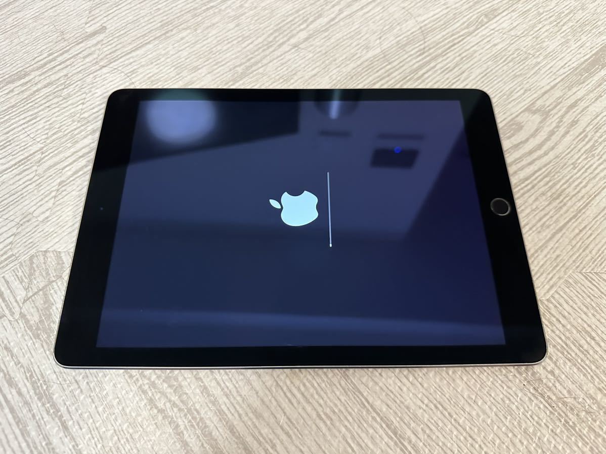 値引きする iPad スペースグレイ Wi-Fiモデル 64GB Air2 iPad本体