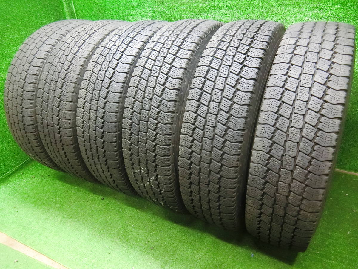 ★ 結構溝あり　スタッドレス ★ 205/85R16　117/115N LT ■ TOYO DELVEX M935 ■19年製■エルフ アトラス ダイナ■6本set■N309_画像3