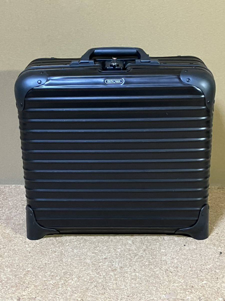 RIMOWA TOPAS STEALTH 923.40.01.2 Rimowa topaz Stealth business Toro Lee 2 wheel black 28L